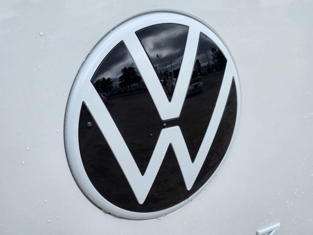 New 2025 Volkswagen ID. Buzz Pro S image 7