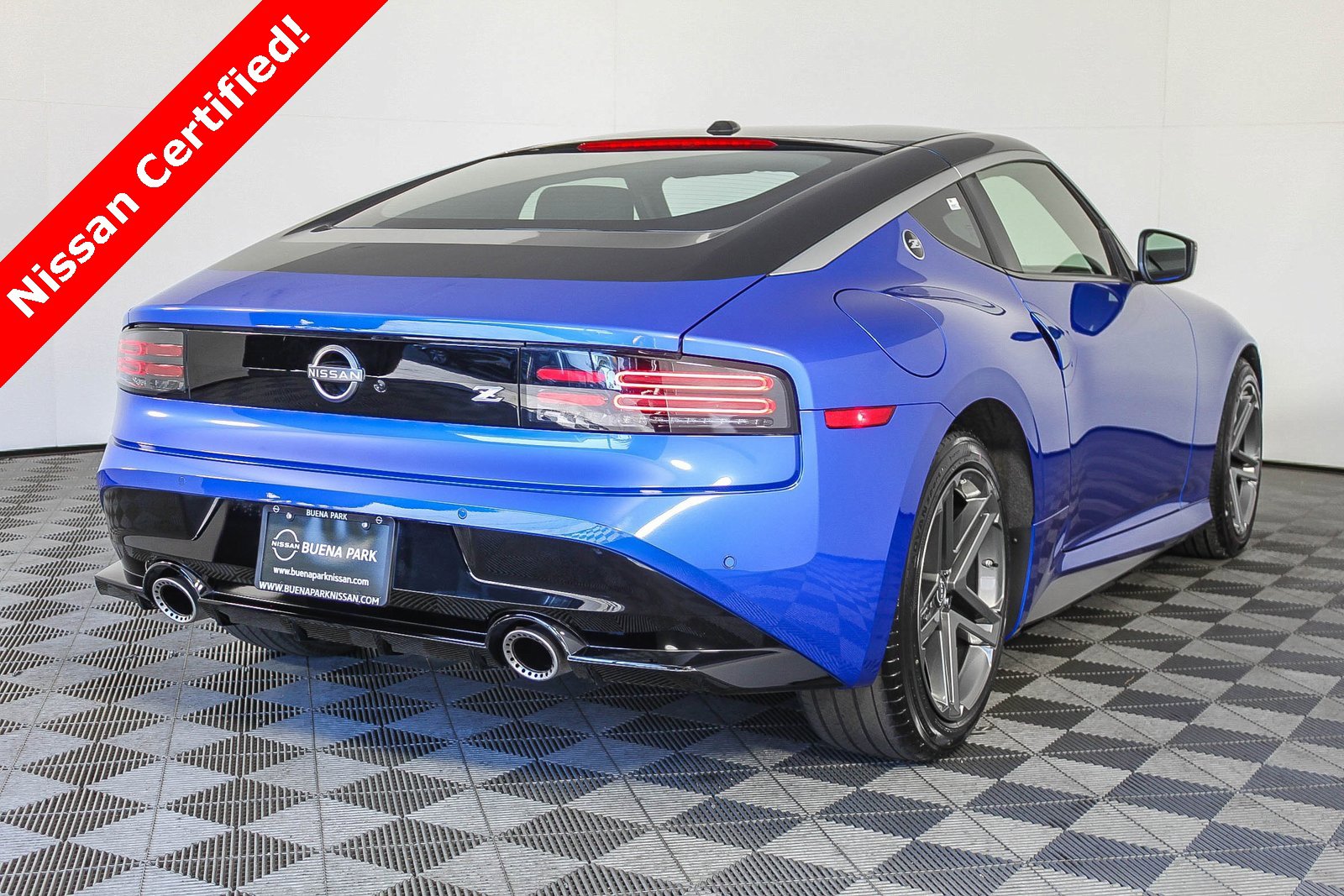 Certified 2024 Nissan Z Sport w/ Floor Mat Package image 8