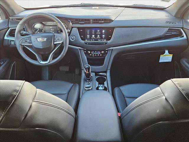 New 2025 Cadillac XT6 Luxury image 15