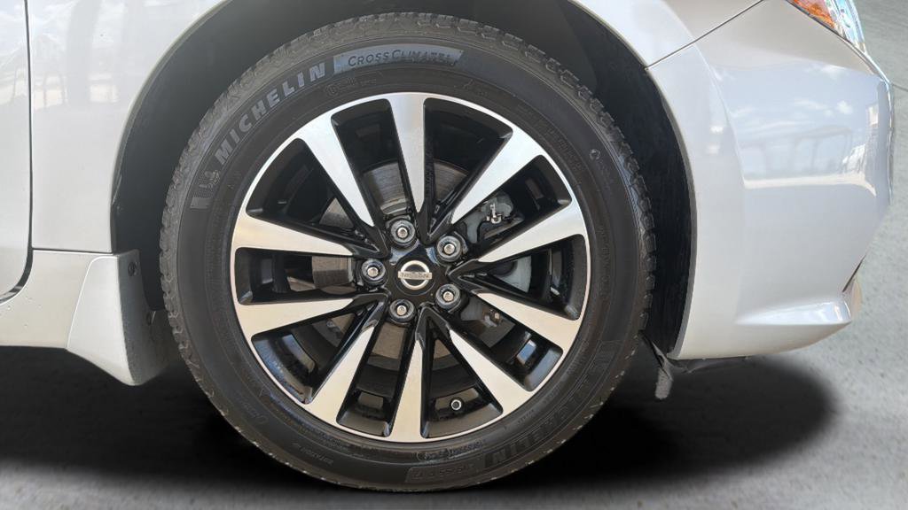 Used 2018 Nissan Altima 2.5 SV w/ 2.5 SV Technology Package FWD image 25