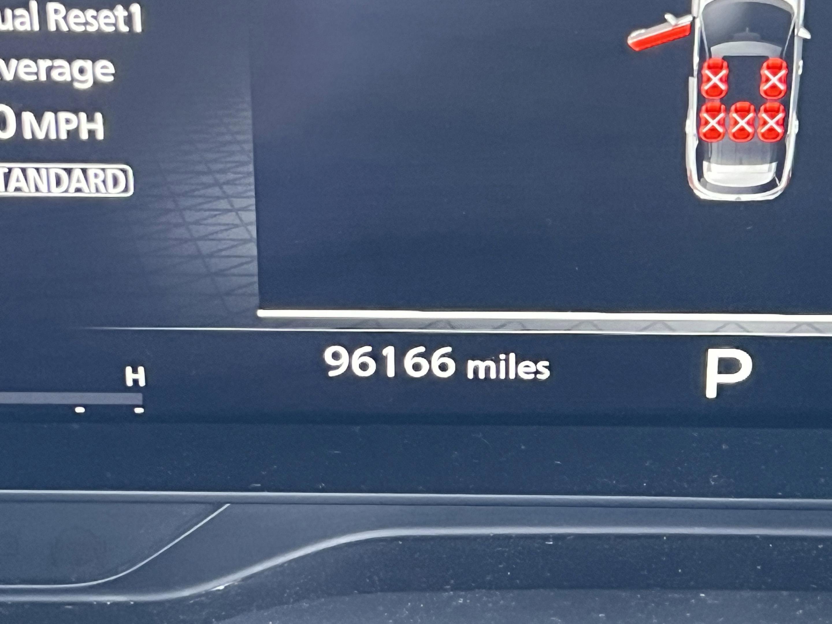 Used 2022 Nissan Pathfinder Platinum w/ Cargo Package FWD image 30