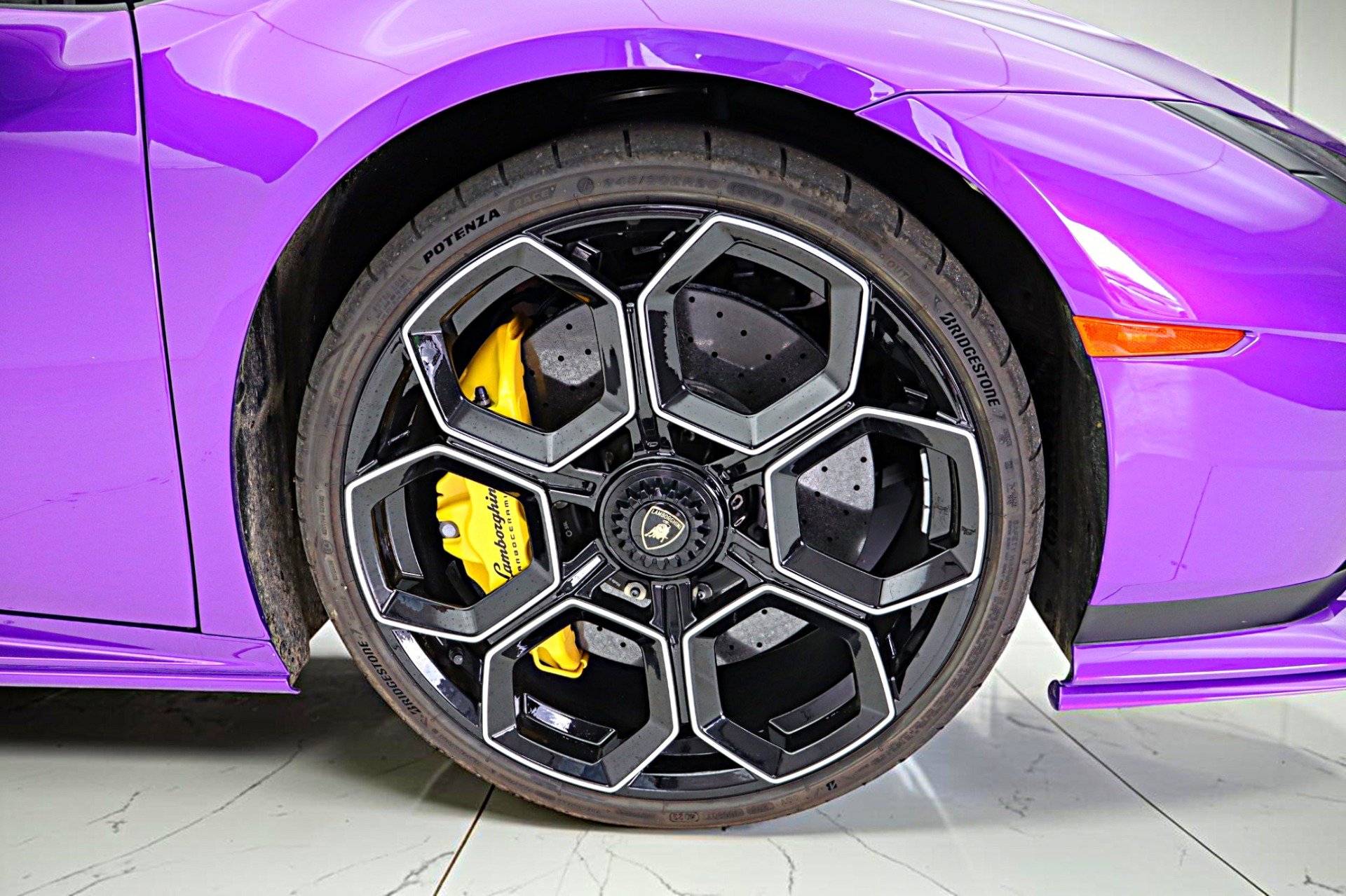 Used 2024 Lamborghini Huracan Tecnica RWD image 45
