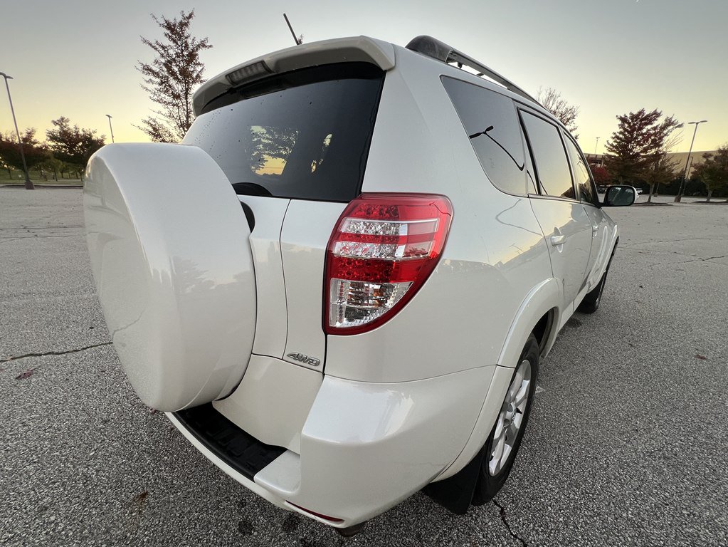 Used 2010 Toyota RAV4 Limited AWD/4WD image 5