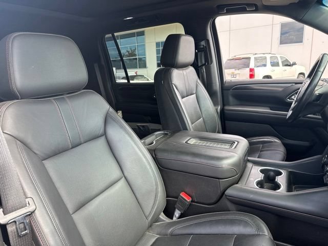 Used 2021 Chevrolet Suburban RST w/ Luxury Package AWD/4WD image 15
