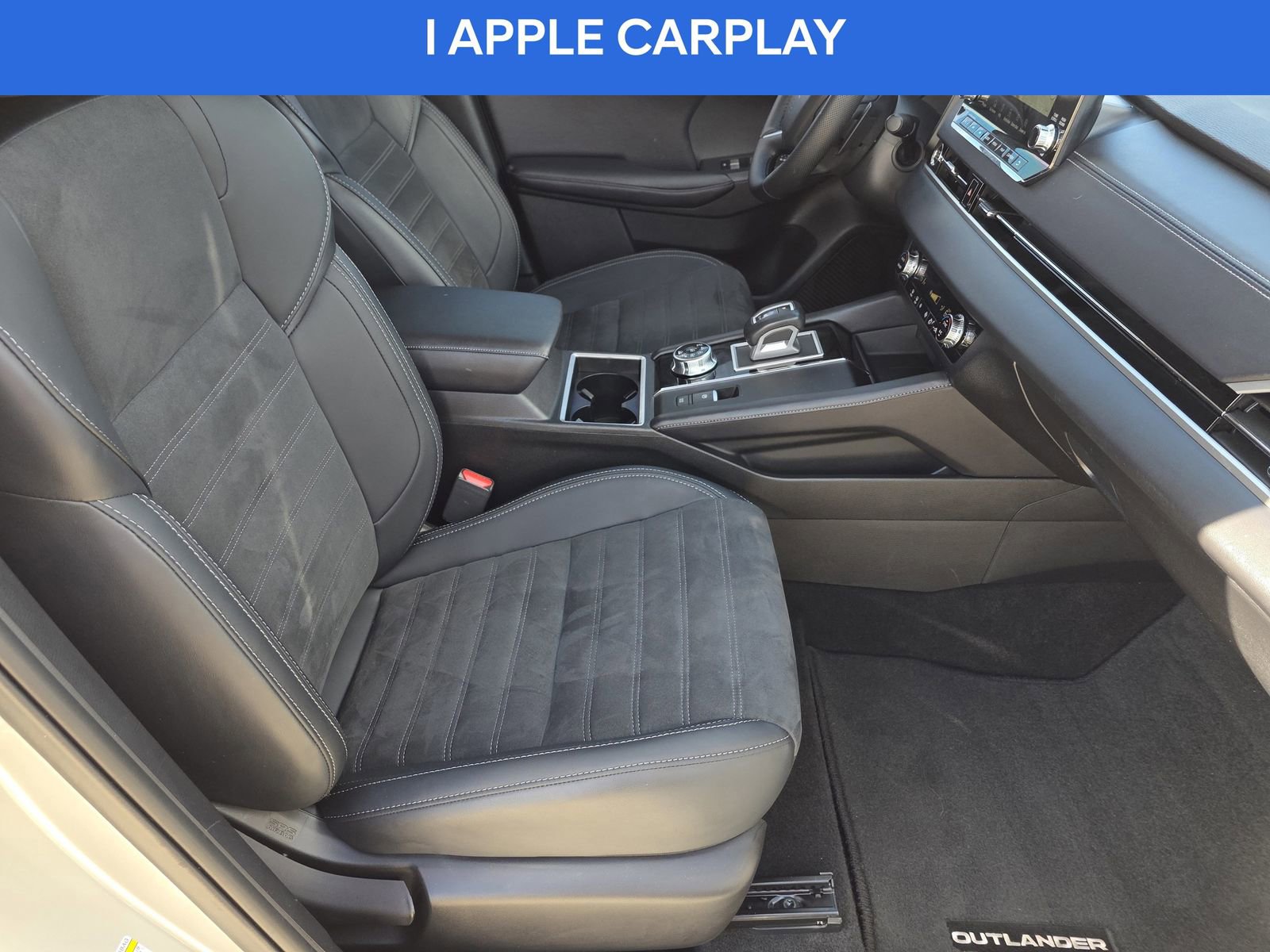 Used 2024 Mitsubishi Outlander SE image 15