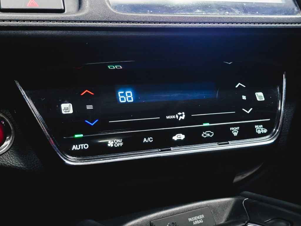 Used 2017 Honda HR-V EX image 27