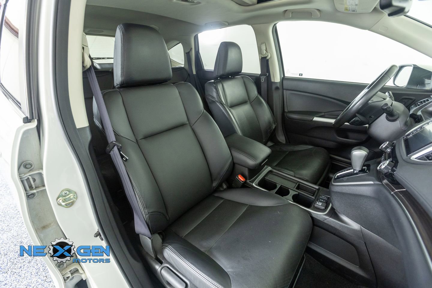 Used 2016 Honda CR-V Touring image 41