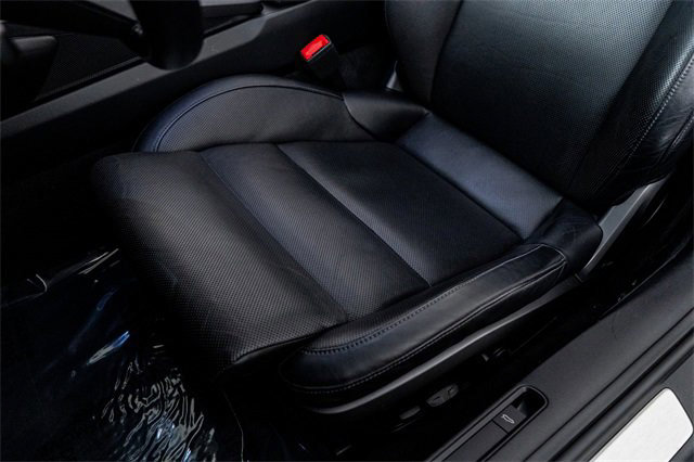 Used 2020 Porsche 911 Carrera w/ Premium Package image 28