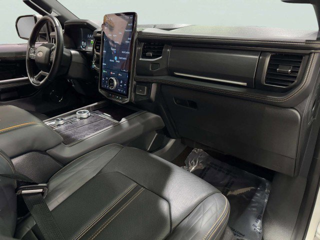 Used 2023 Ford Expedition Platinum image 68