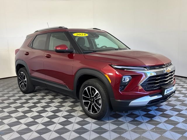 Used 2024 Chevrolet TrailBlazer LT w/ Convenience Package AWD/4WD image 4