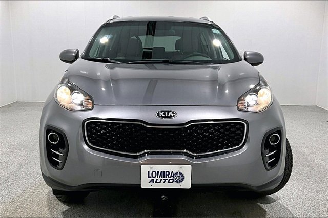 Used 2018 Kia Sportage LX w/ LX Popular Package image 2