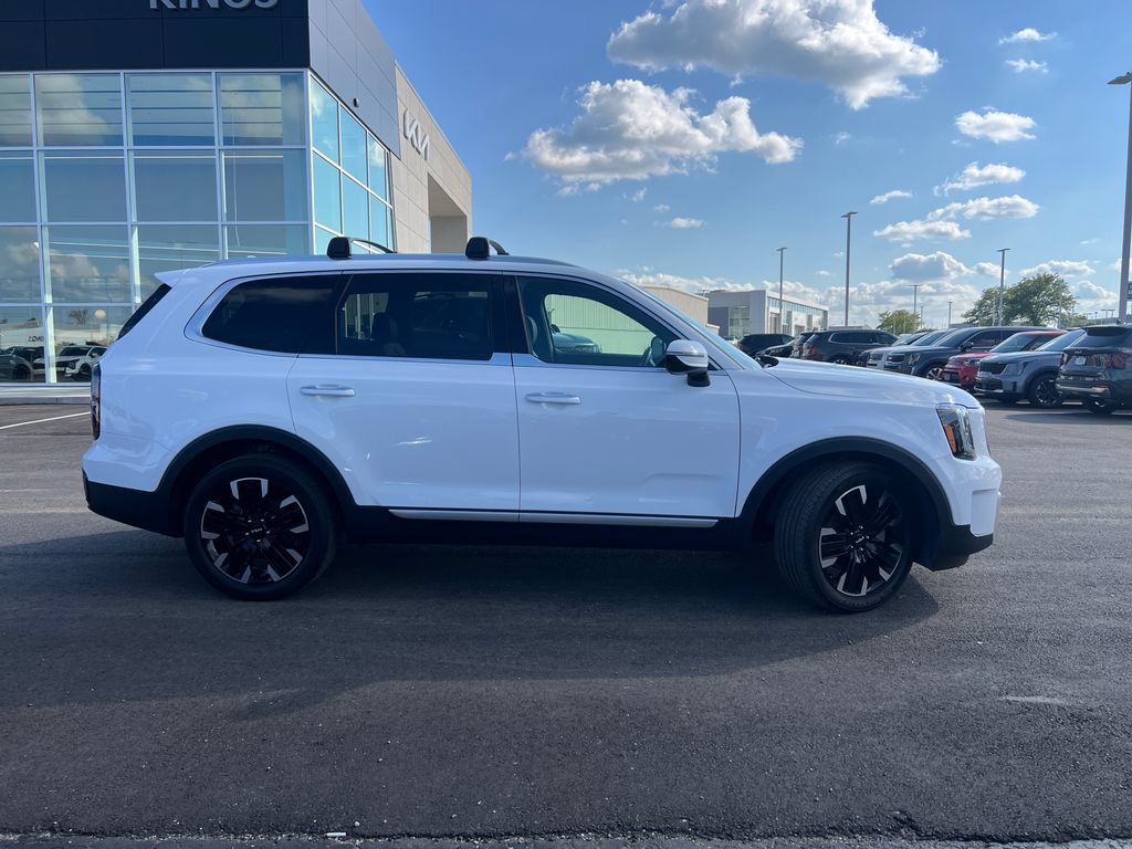 Certified 2024 Kia Telluride SX Prestige AWD/4WD image 3