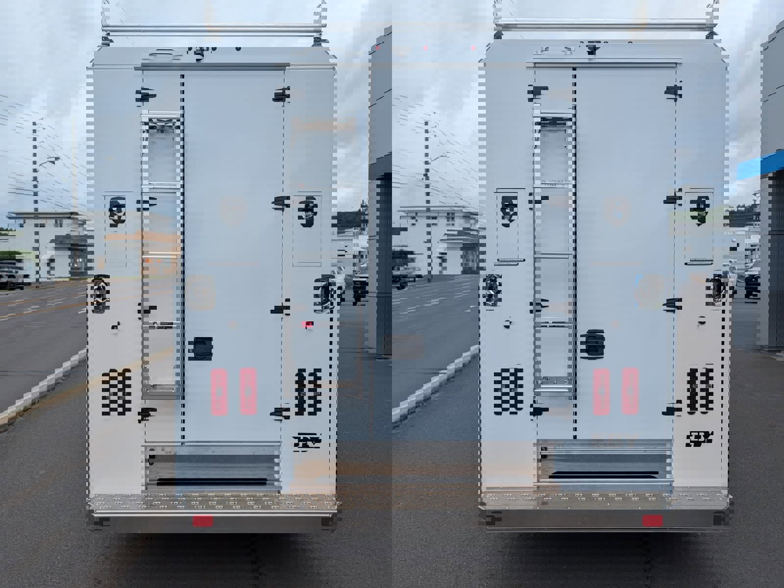 New 2025 Chevrolet Express 3500 w/ Power Convenience Package image 15