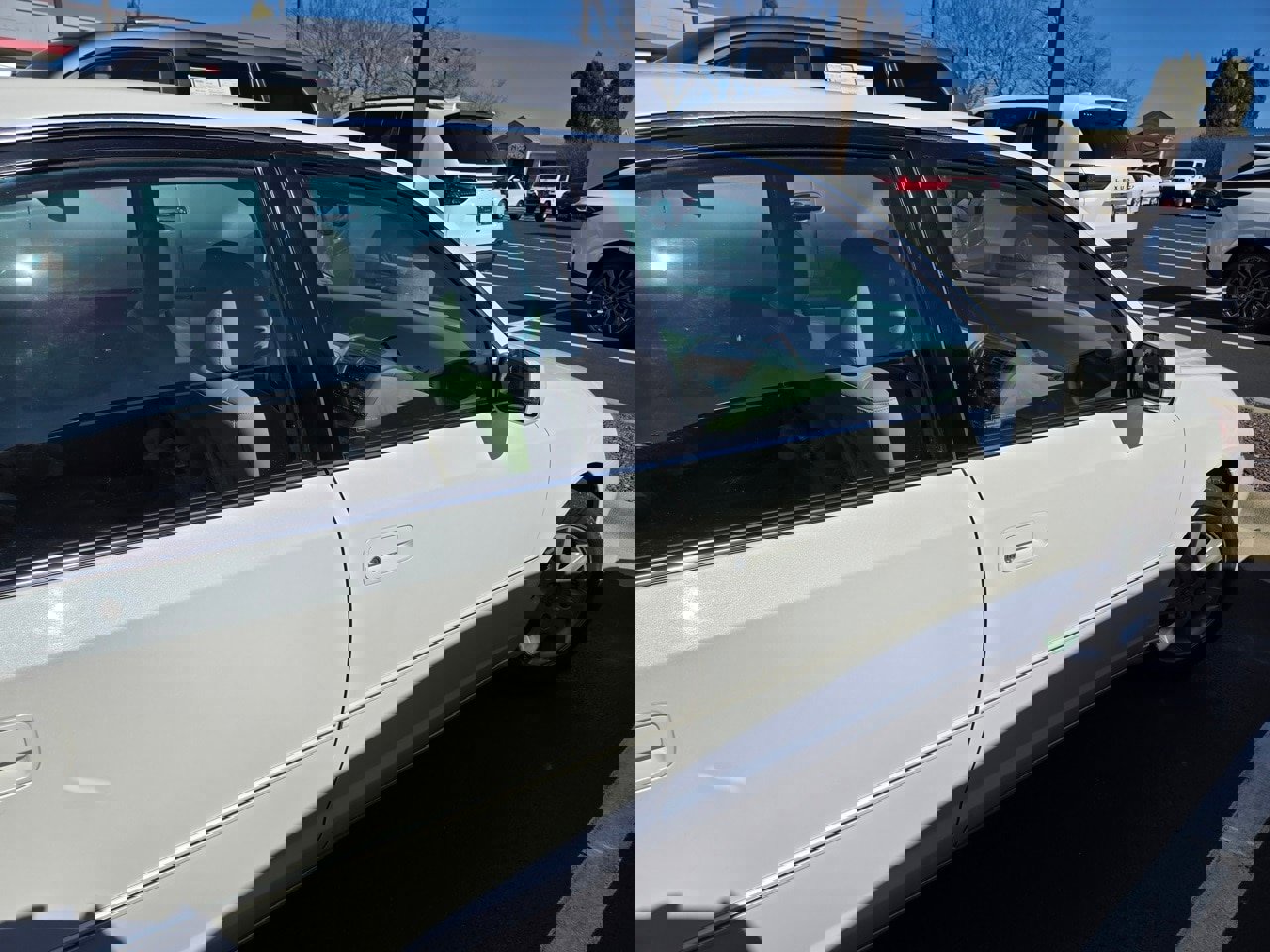 Used 2000 Toyota Avalon XLS image 4