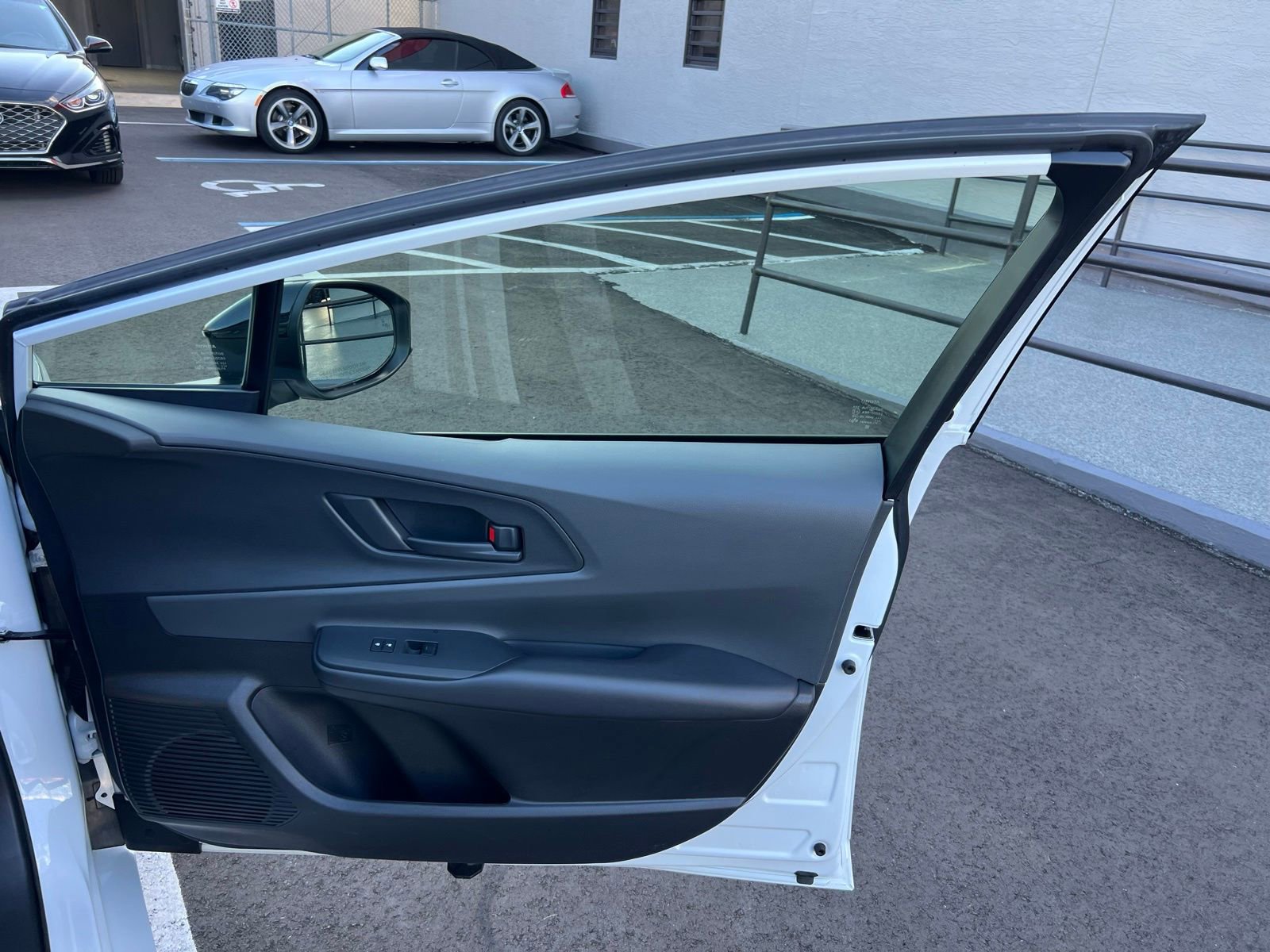 Used 2023 Toyota Prius Limited image 49