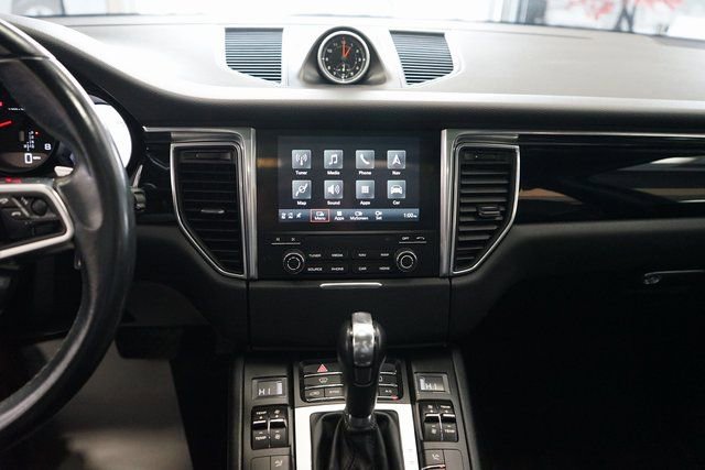 Used 2018 Porsche Macan image 6