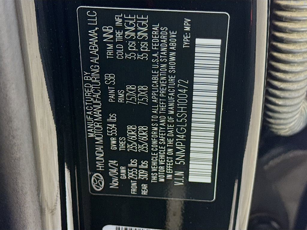 Used 2025 Hyundai Santa Fe SE FWD image 30