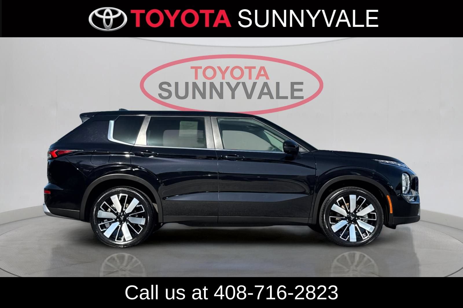 Used 2025 Mitsubishi Outlander SE FWD image 9