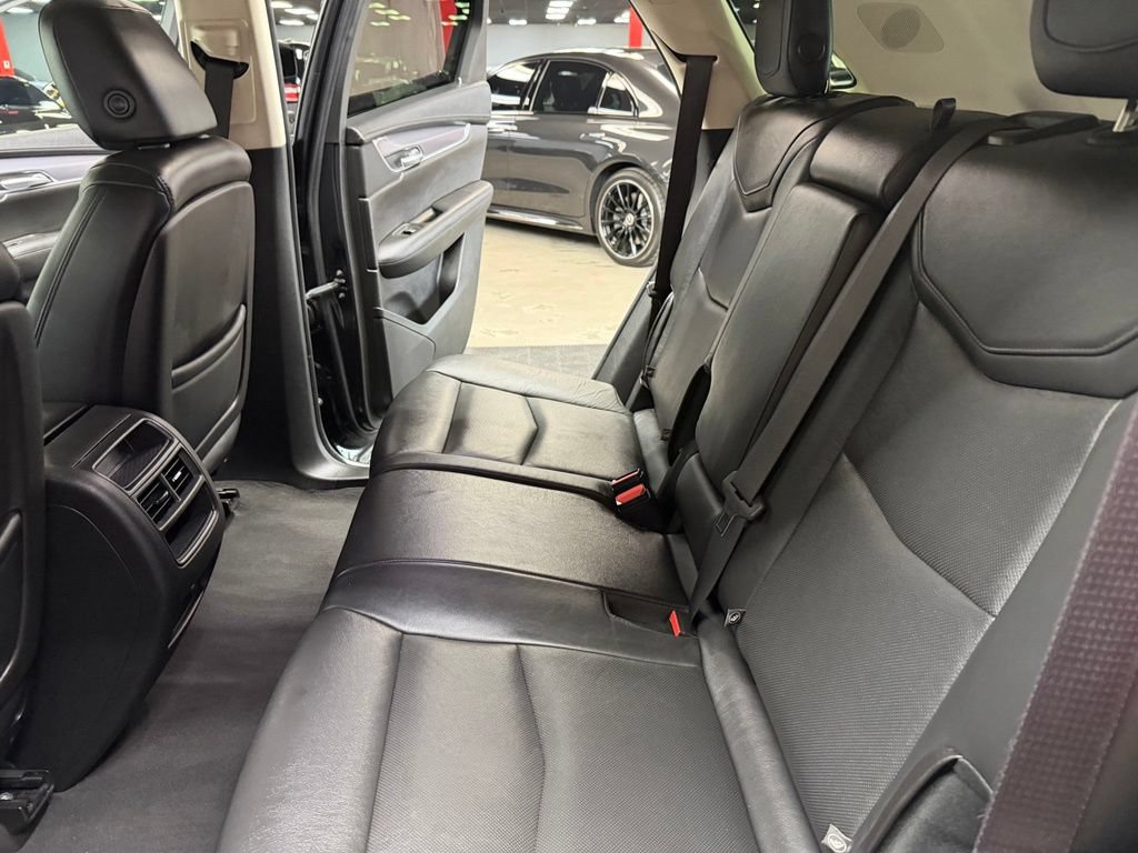 Used 2019 Cadillac XT5 Luxury FWD image 39