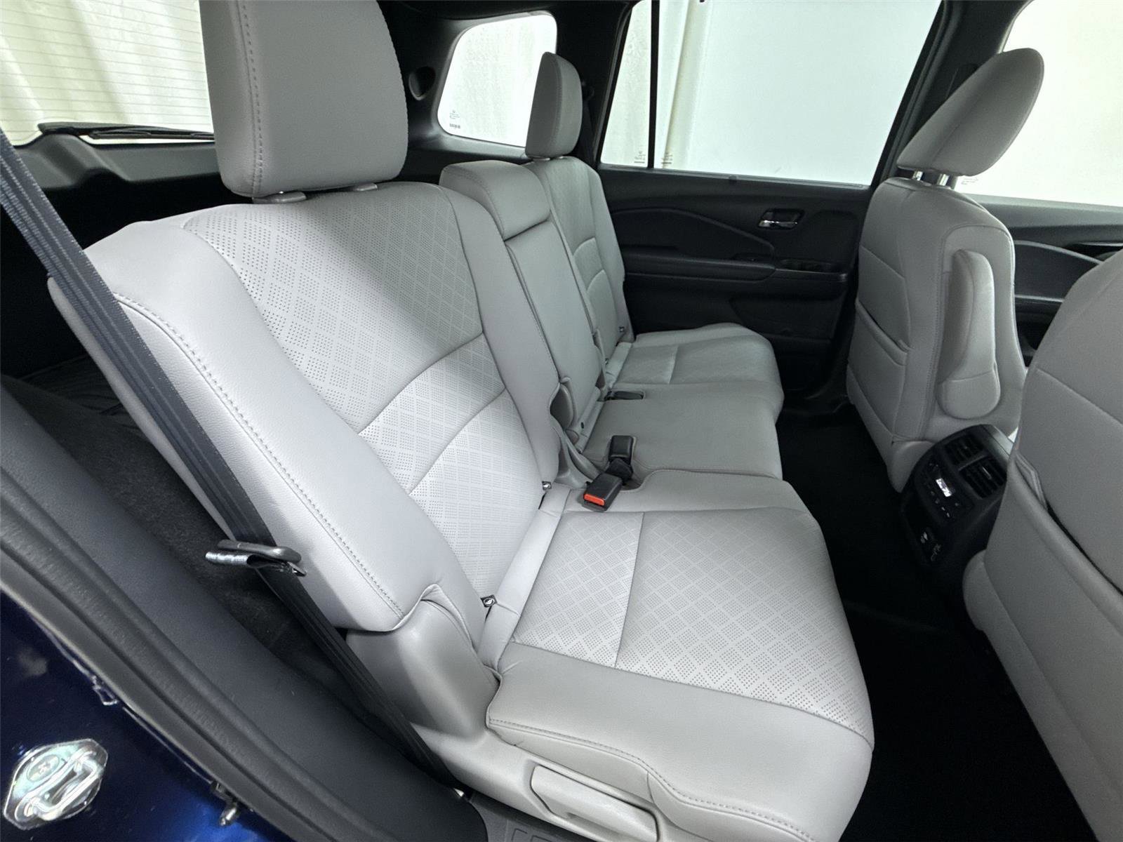Used 2020 Honda Passport Touring image 34