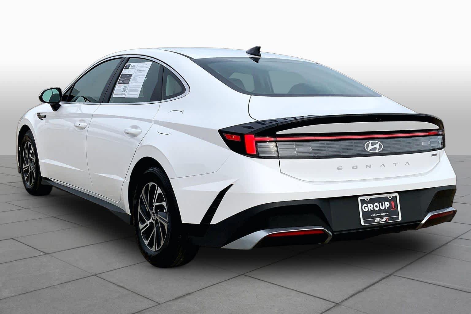 Used 2026 Hyundai Sonata Blue FWD image 12