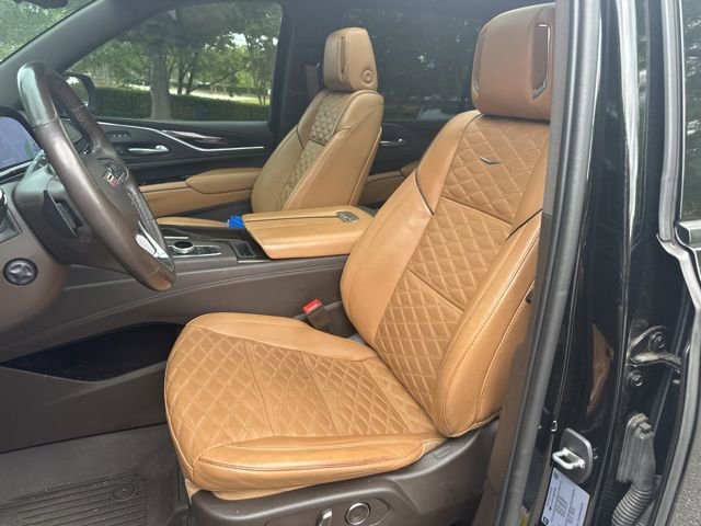 Used 2021 Cadillac Escalade ESV Sport w/ Driver Assist Tech Package AWD/4WD image 14