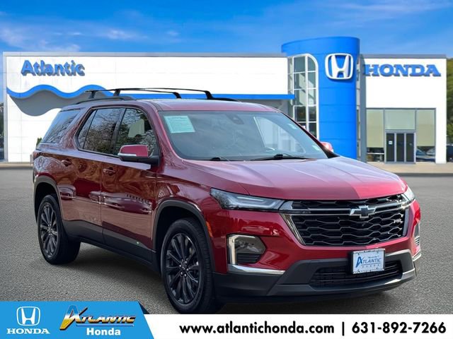 Used 2023 Chevrolet Traverse RS w/ LPO, Floor Liner Package image 1