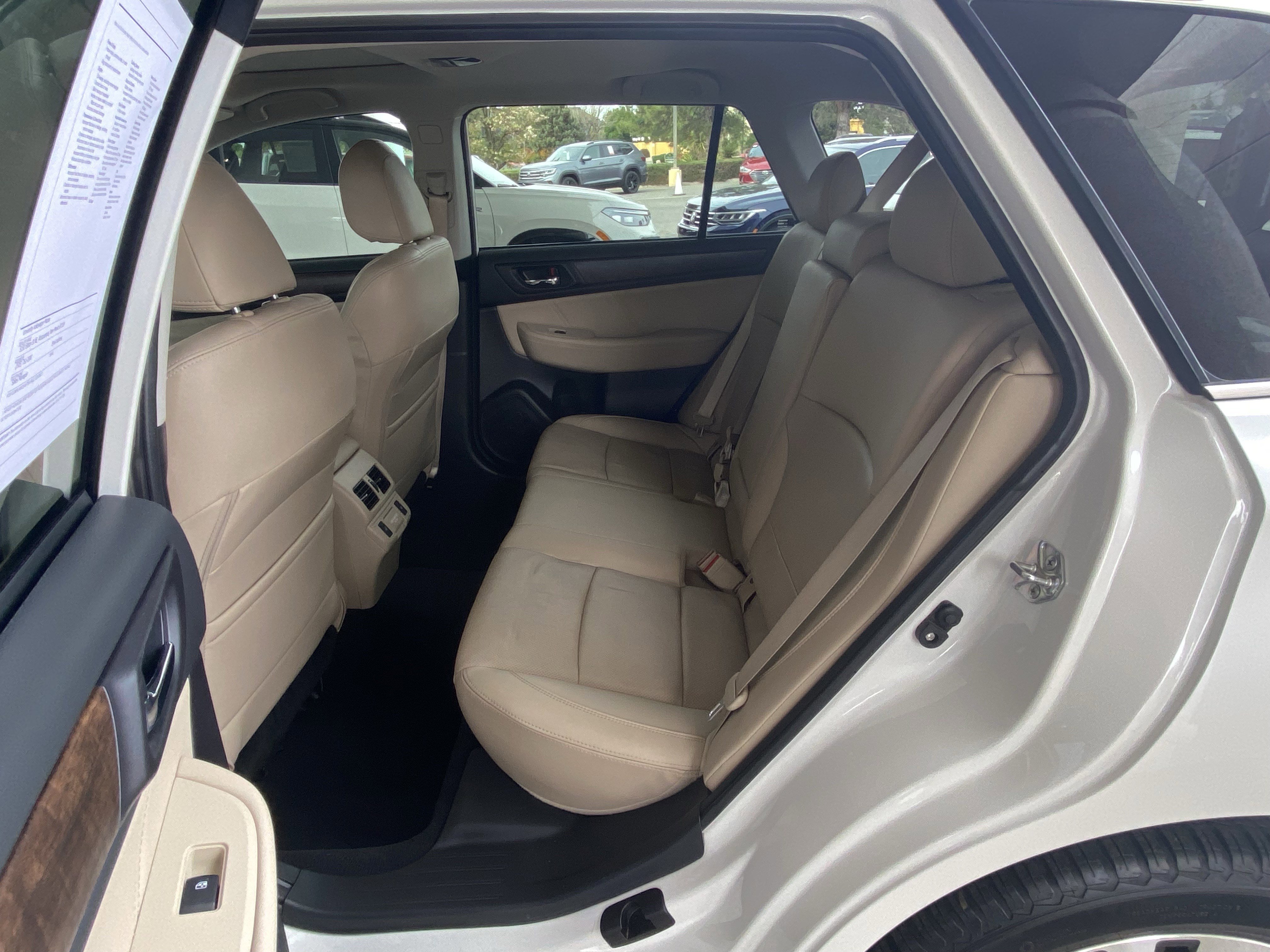 Used 2018 Subaru Outback 3.6R Limited AWD/4WD image 42