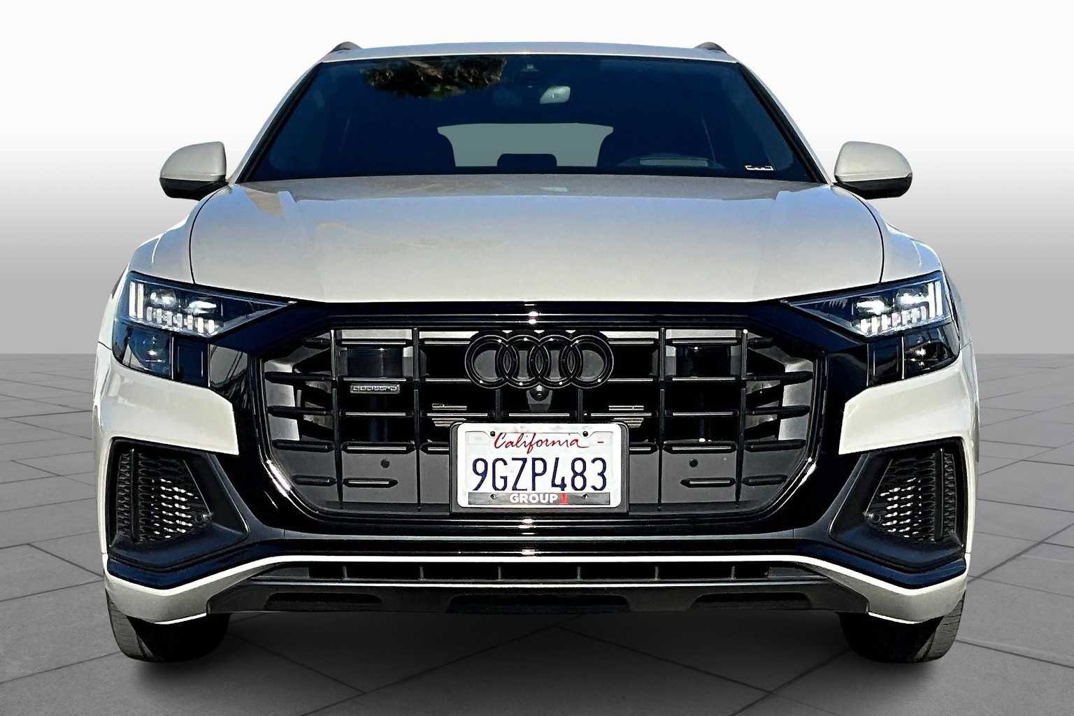 Used 2023 Audi Q8 Prestige w/ Prestige Package image 3