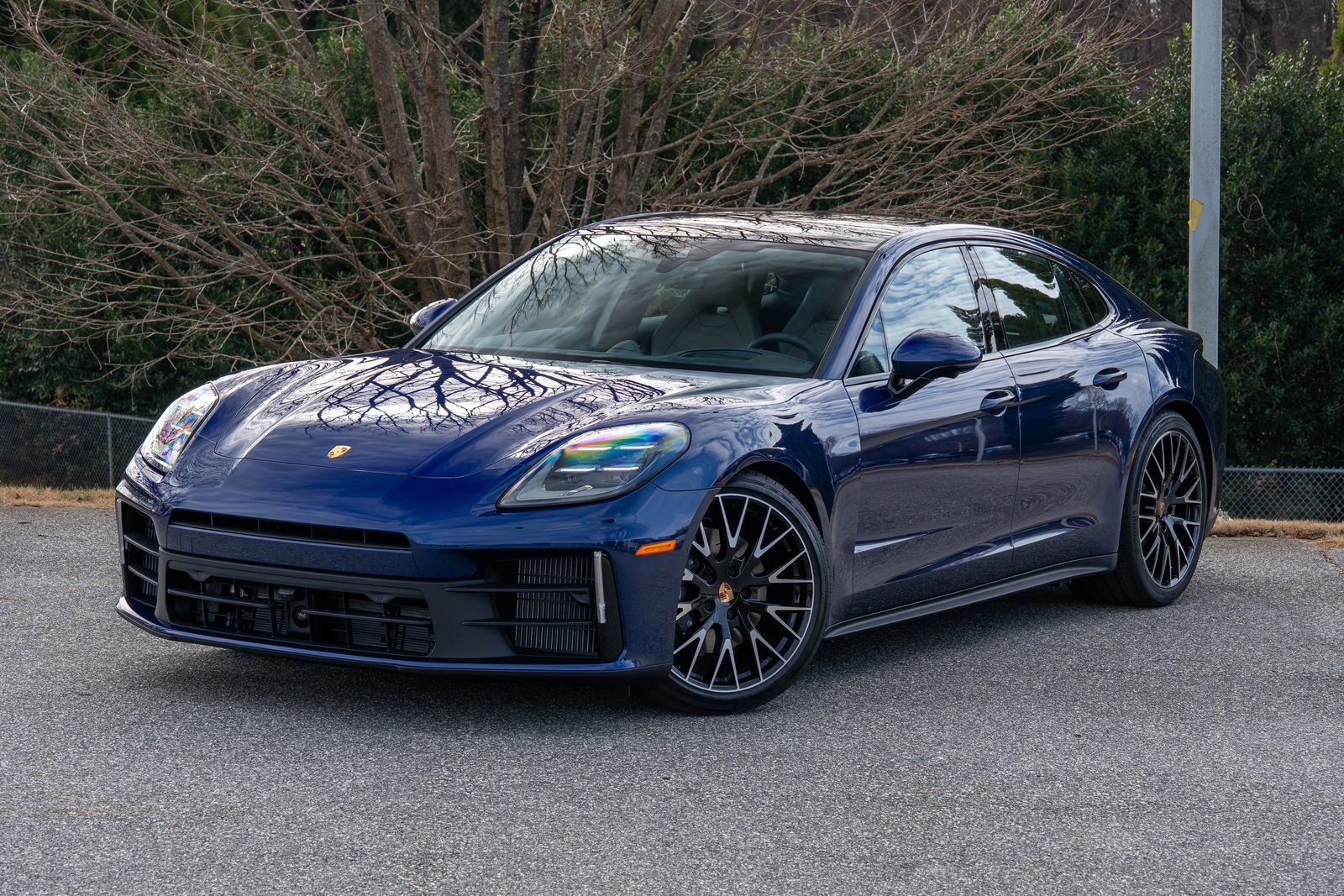 Used 2026 Porsche Panamera 4 image 1