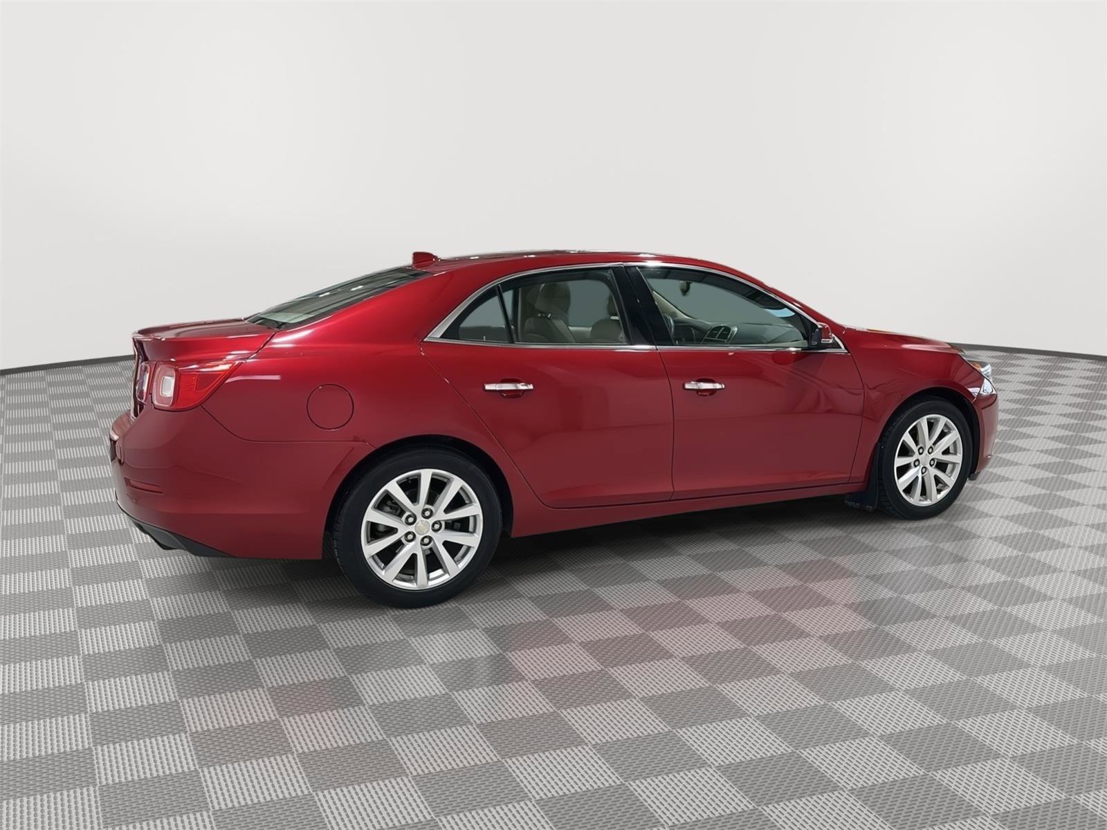 Used 2013 Chevrolet Malibu LTZ FWD image 6