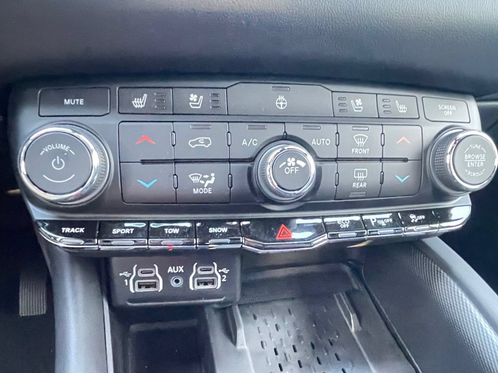 New 2026 Dodge Durango GT w/ Tow 'N Go Package AWD/4WD image 22