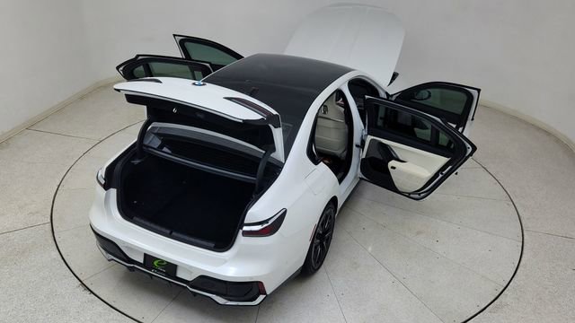 Used 2025 BMW 740i xDrive image 86