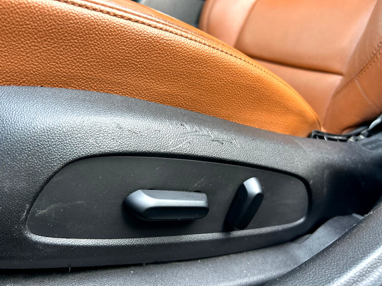 Used 2017 Chevrolet Cruze Premier image 17