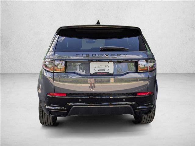 New 2025 Land Rover Discovery Sport Dynamic SE image 8