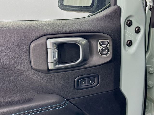 Used 2024 Jeep Wrangler Unlimited Rubicon 4xe image 18