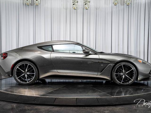 Used 2018 Aston Martin Vanquish Zagato RWD image 5