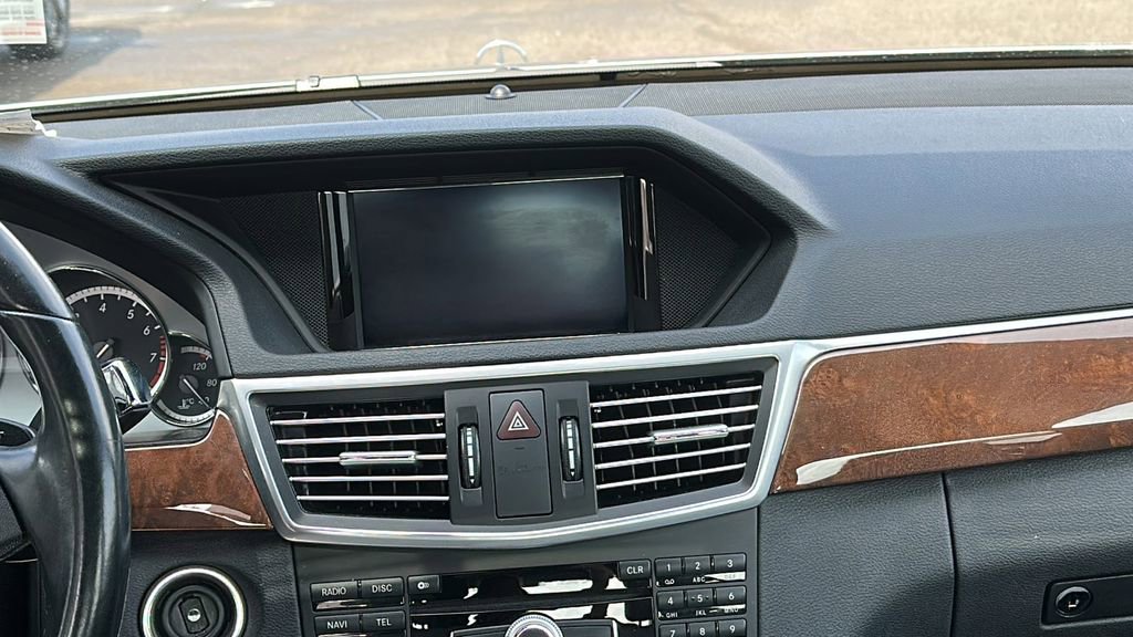 Used 2011 Mercedes-Benz E 350 Sedan image 18
