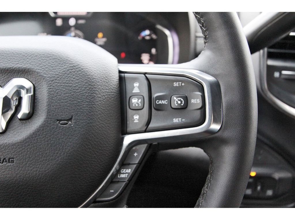 Used 2025 RAM 2500 Laramie w/ Night Edition AWD/4WD image 15