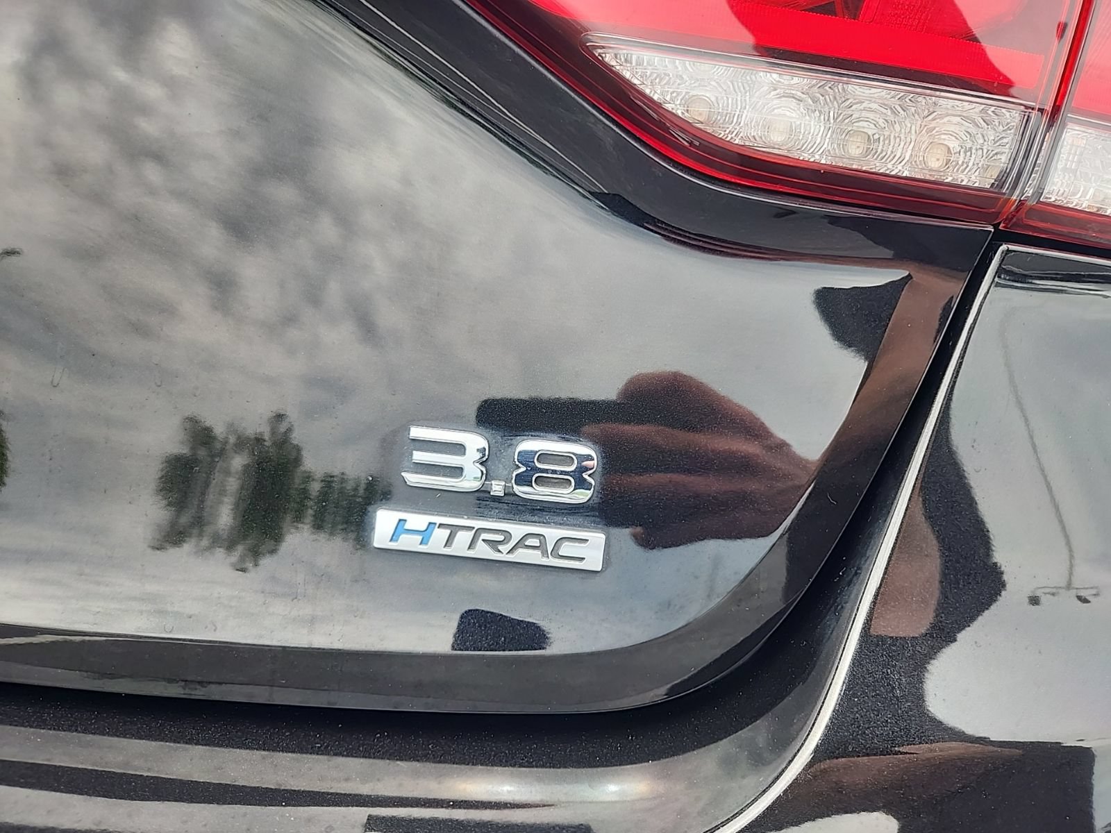 Used 2018 Genesis G80 3.8 w/ Option Group 03 AWD/4WD image 11