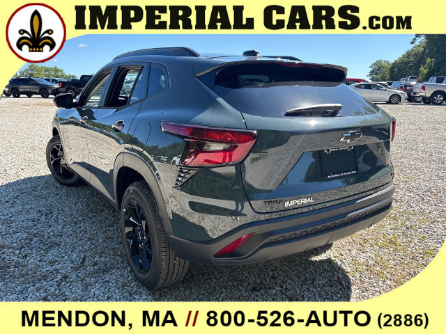 New 2026 Chevrolet Trax LT w/ Driver Confidence Package FWD image 9