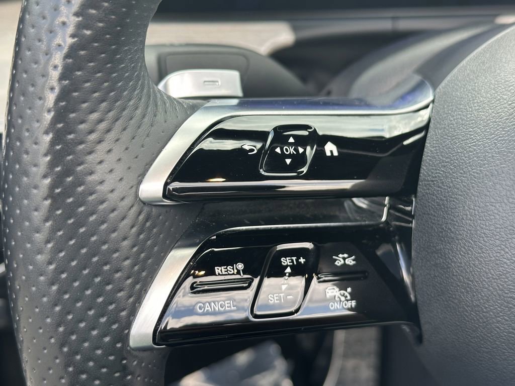 Used 2023 Mercedes-Benz E 450 4MATIC Cabriolet image 26