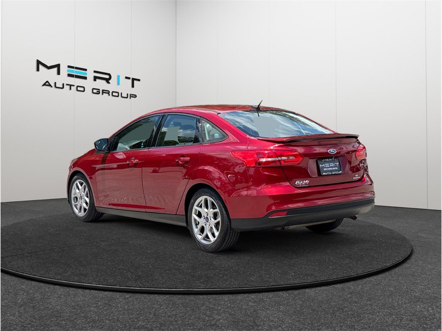 Used 2015 Ford Focus SE w/ Equipment Group 201A FWD image 7