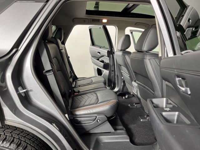 Used 2025 Nissan Pathfinder Platinum w/ Cargo Package FWD image 50