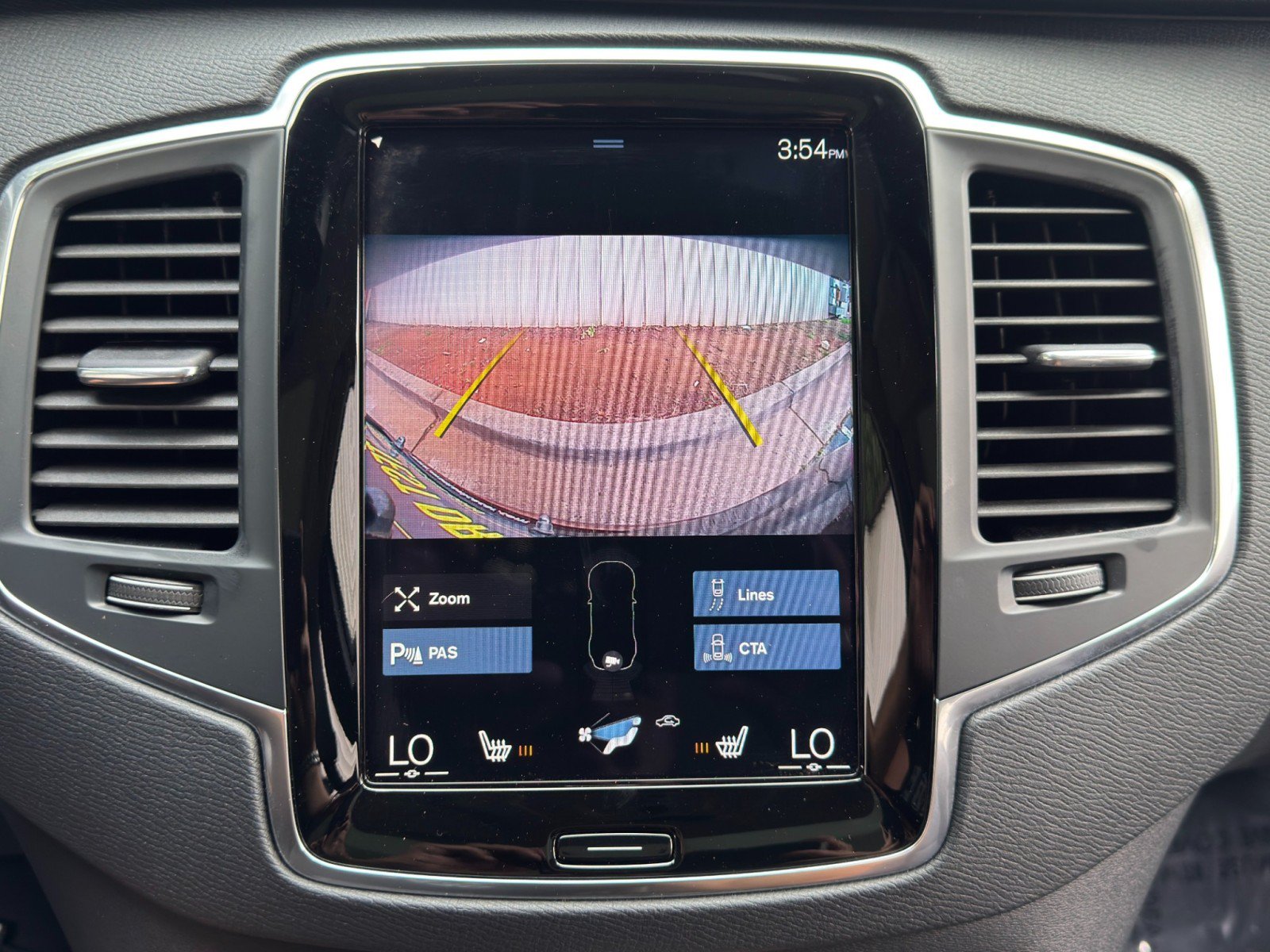 Used 2021 Volvo XC90 T8 Inscription Expression w/ Protection Package Premier AWD/4WD image 27