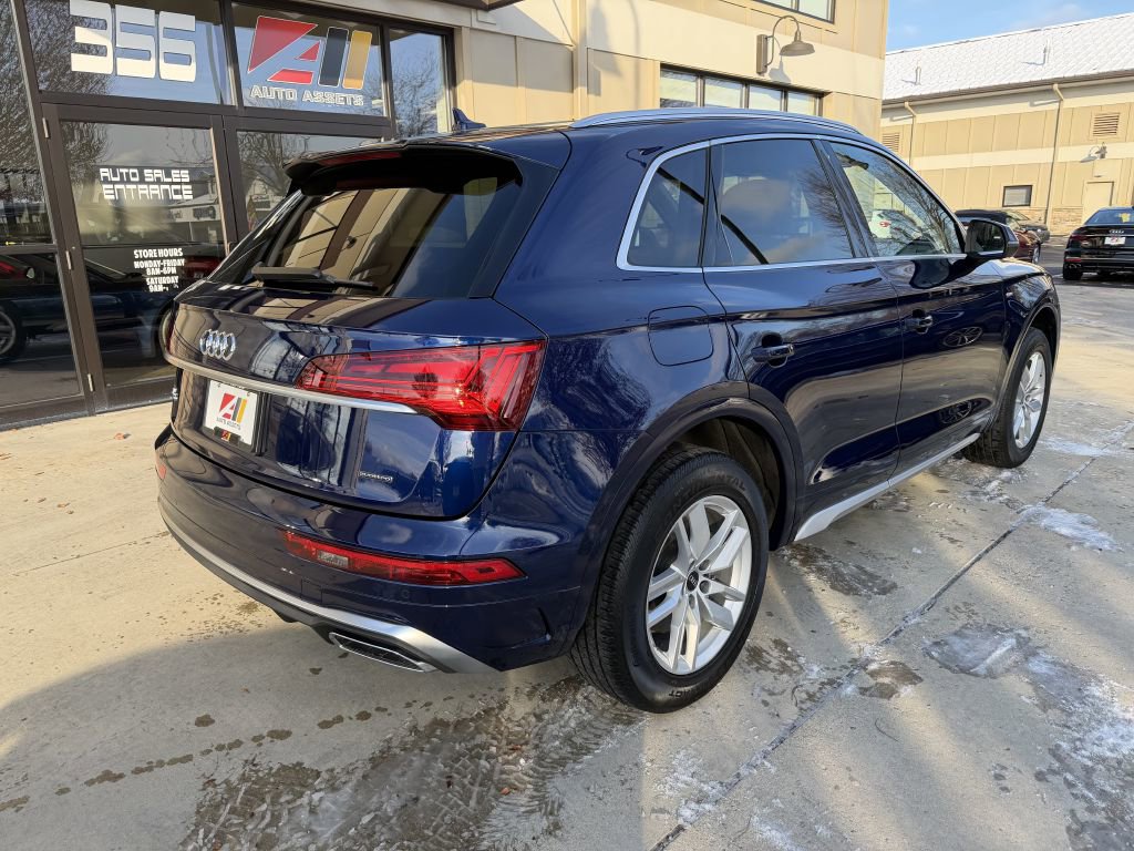 Used 2022 Audi Q5 2.0T Premium w/ Convenience Package image 8