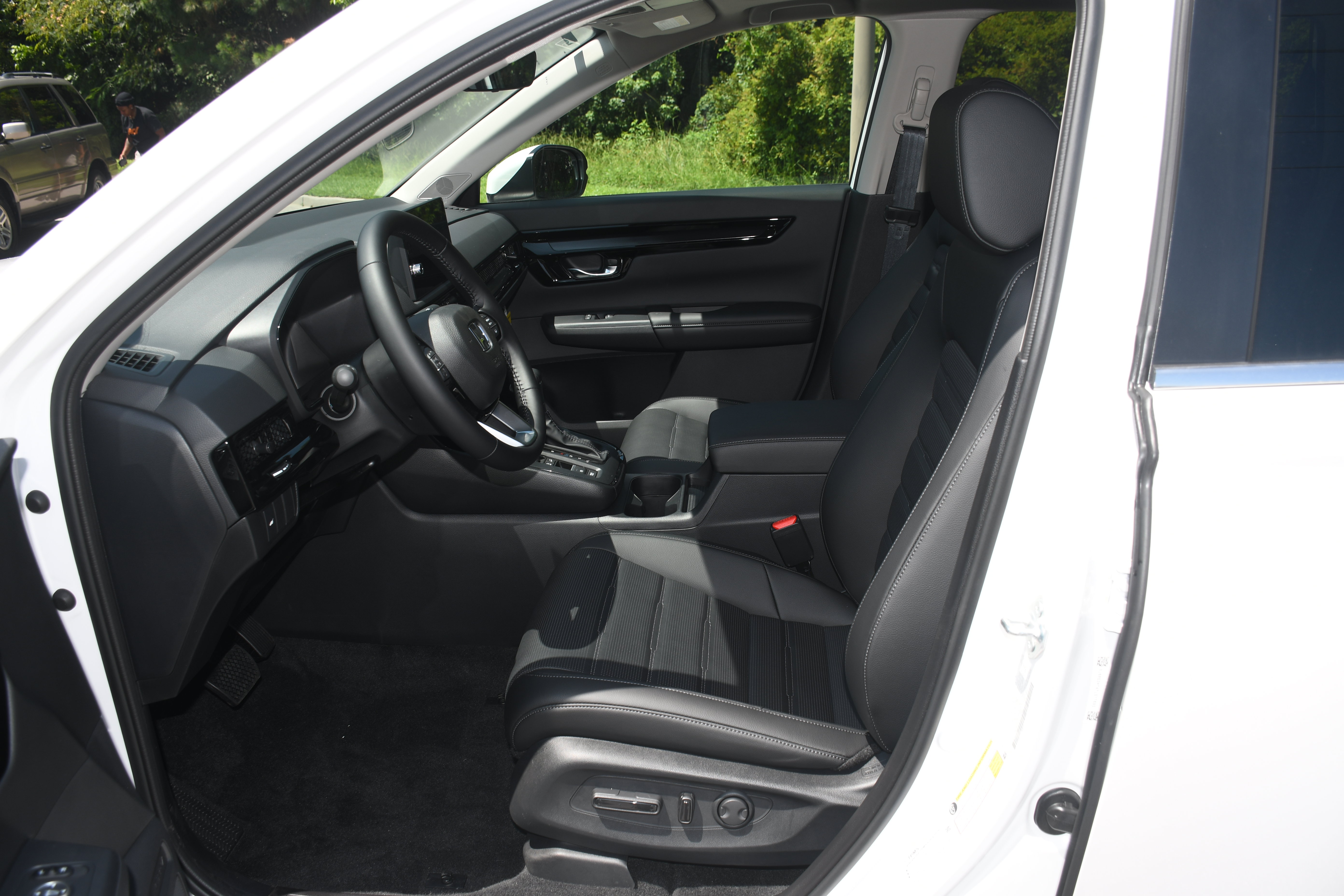 New 2026 Honda CR-V EX-L image 3