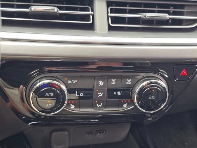 New 2026 Chevrolet Trax ACTIV w/ Sunroof Package FWD image 24