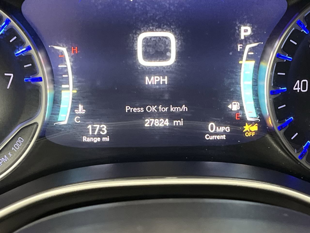 Used 2025 Chrysler Pacifica Select FWD image 15