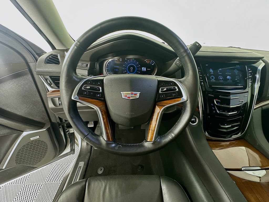 Used 2017 Cadillac Escalade ESV Luxury AWD/4WD image 11